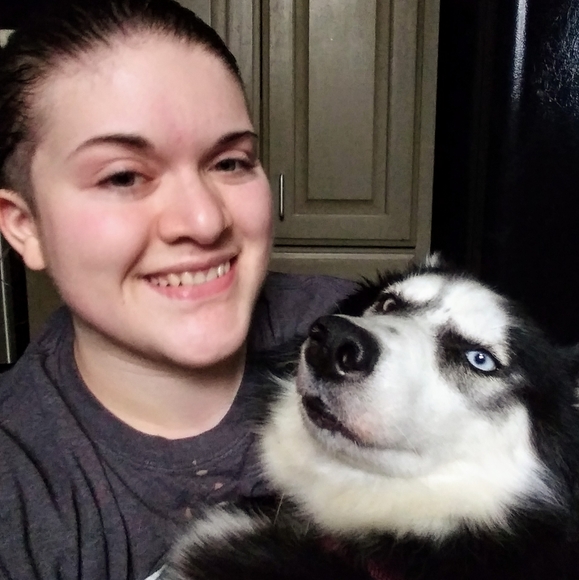 Meet your Posher, Shae - Picture 2 of 2